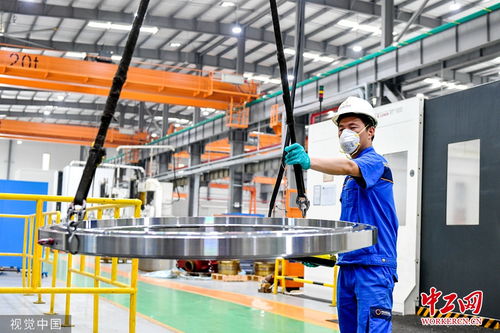 浙江湖州 技術(shù)人員趕制訂單產(chǎn)品，積極融入長(zhǎng)三角科創(chuàng)走廊建設(shè)