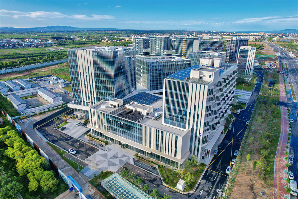 黃河金三角（運(yùn)城）創(chuàng)新生態(tài)集聚區(qū) 科創(chuàng)城項(xiàng)目初見(jiàn)雛形，運(yùn)城擁抱新未來(lái)